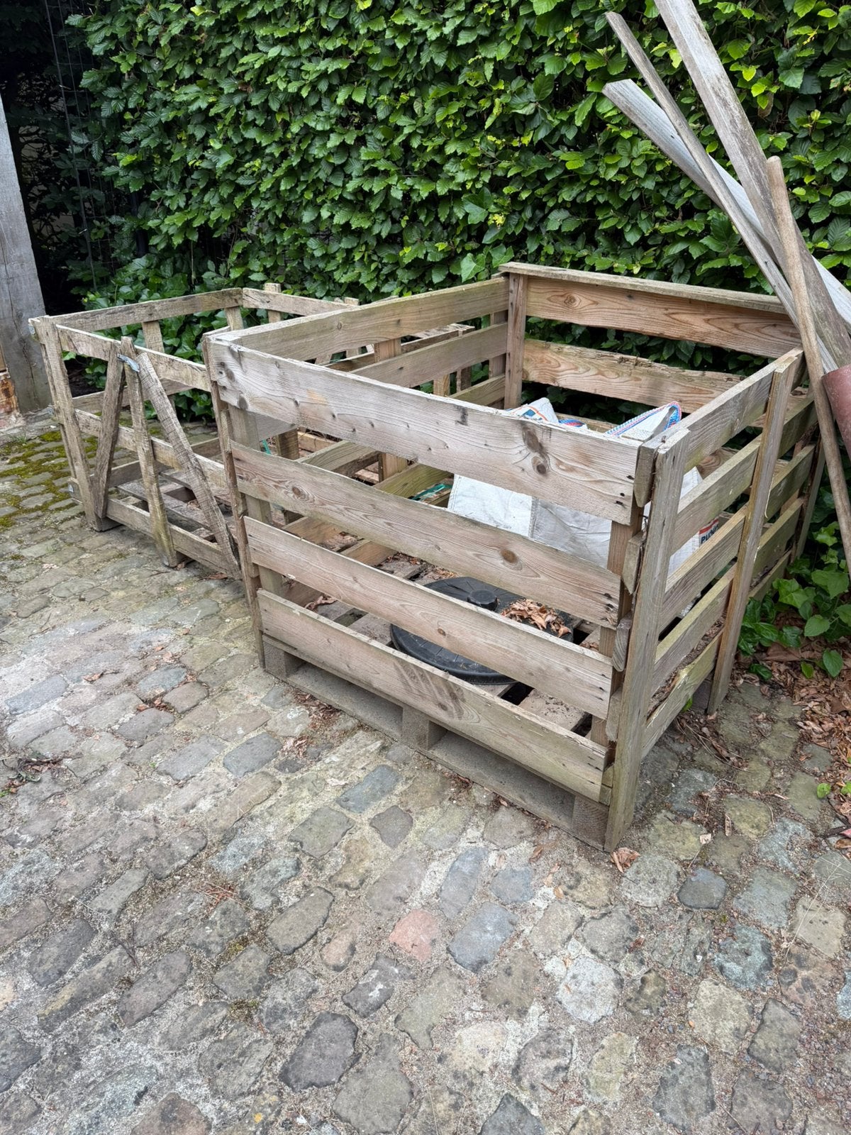 2 x stevige palet, Tuin en Terras, Brandhout, 3 tot 6 m³, Ophalen, Overige houtsoorten, Blokken