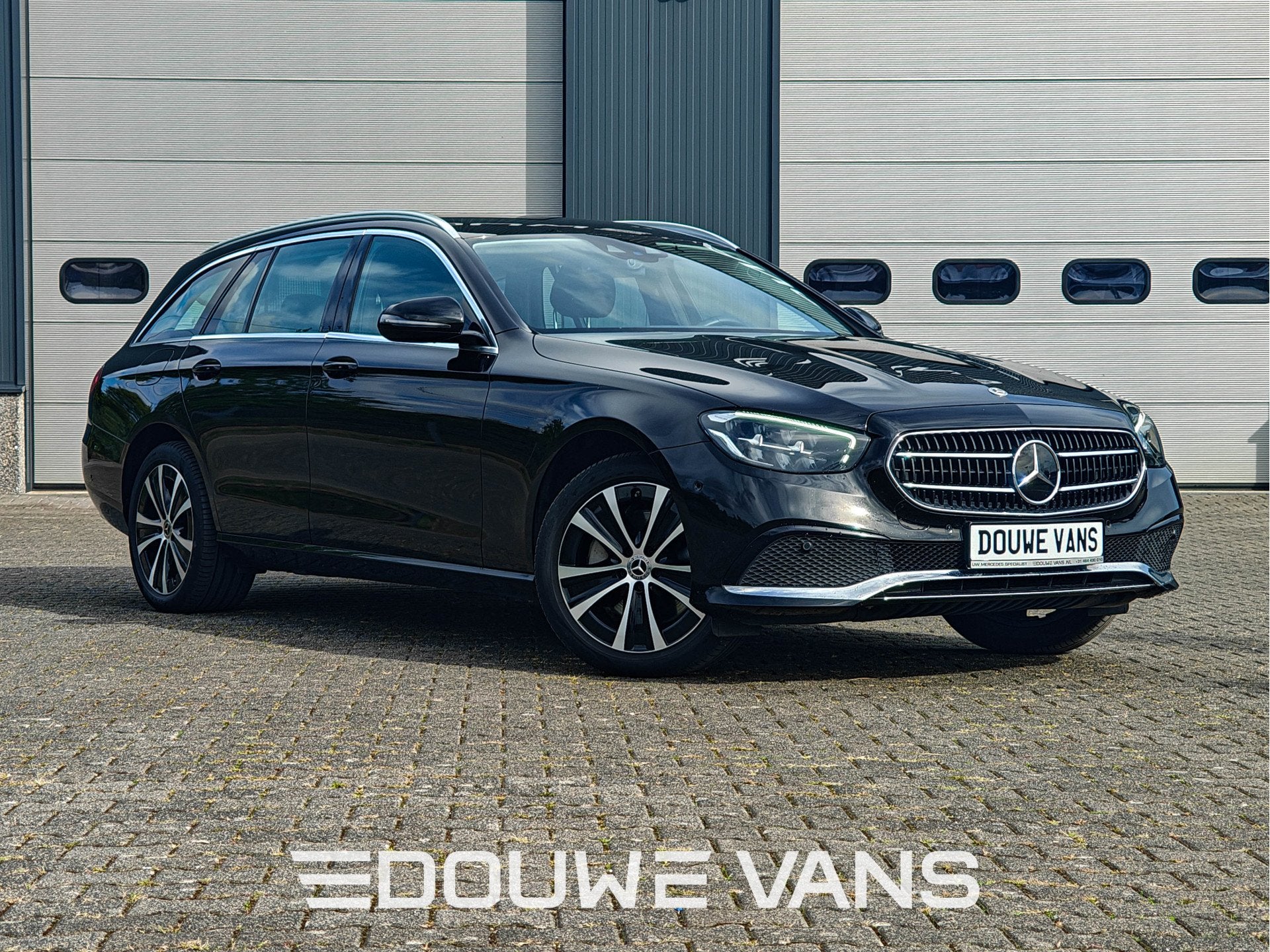 Mercedes-Benz E-Klasse 300e LED Carplay Camera Navigatie Sto, Autos, Achat, Entreprise, 5 portes, Break