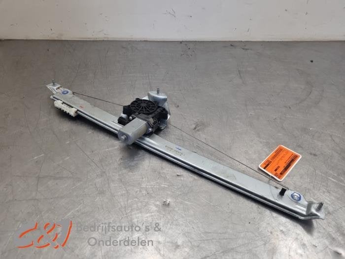 Mécanique vitre 2portes avant droite d'un Nissan Primastar, -, 3 mois de garantie, Utilisé, -