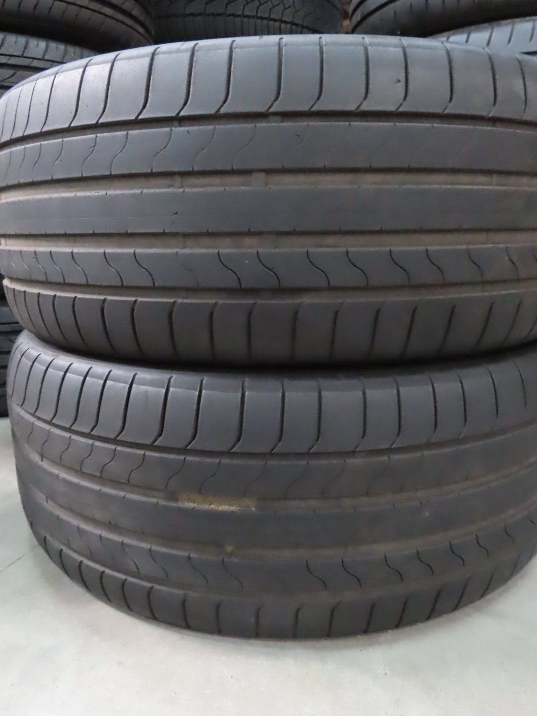 Zomerbanden Bridgestone Turanza MO  245 45 19 inch 2 stuks, Auto-onderdelen, 19 inch, -, -, Ophalen of Verzenden