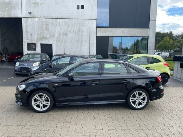 Audi A3 35 TFSI S-Tronic Automaat S-Line, 38853 KM, gekeurd, Auto's, Stof, 1498 cc, 4 cilinders, Zwart