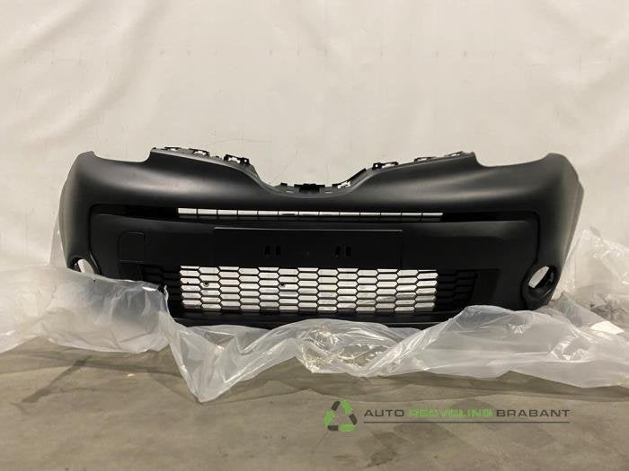 Voorbumper van een Renault Kangoo, Gebruikt, -, Renault, -