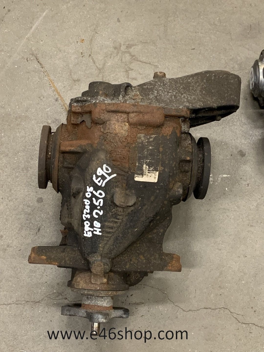 DIFFERENTIEEL BMW E90 E91 320D  HANBAK 2,56, Autos : Pièces & Accessoires, -, Utilisé, -, Enlèvement ou Envoi