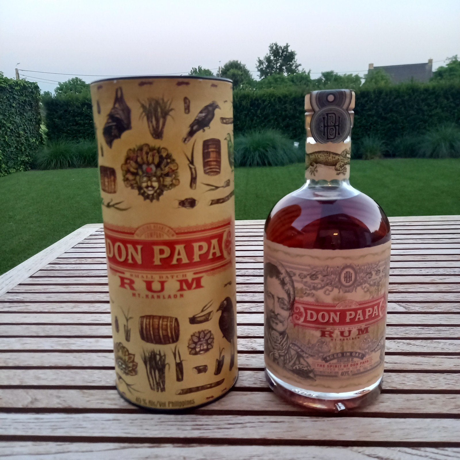 Tube et bouteille Don Papa Field Notes pour petits lots, Collections, Vins, Enlèvement ou Envoi