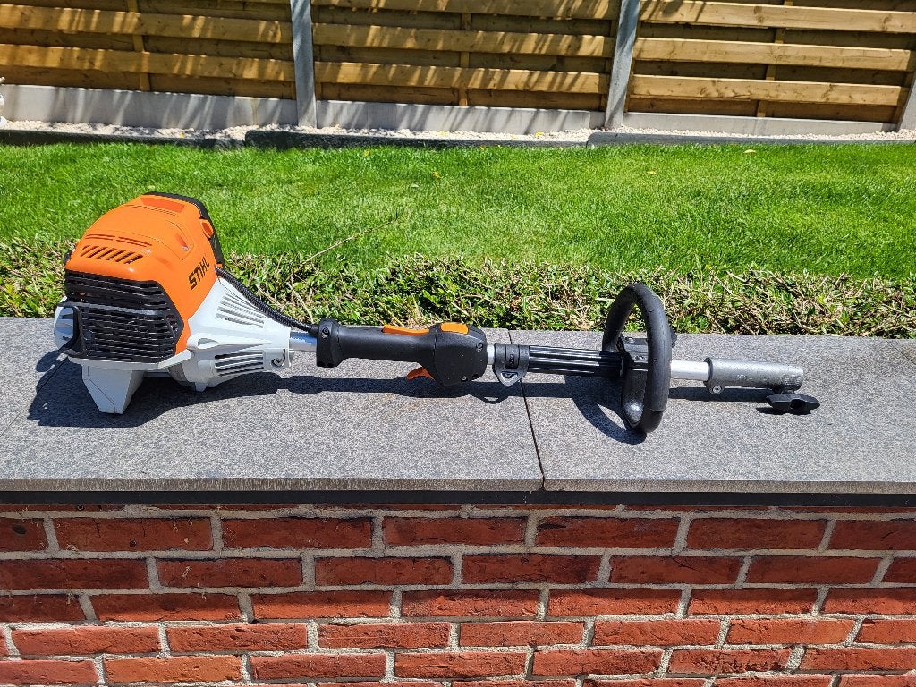 Combimotor STIHL KM131R, Enlèvement, Comme neuf, Essence, Stihl