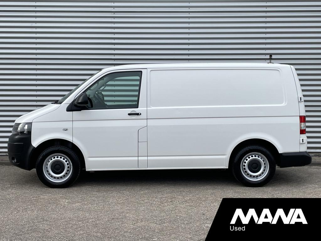 Volkswagen Transporter 2.0TDI 102PK L1H1 Airco Cruise Ledere, Auto's, Bestelwagens en Lichte vracht, Voorwielaandrijving, Gebruikt