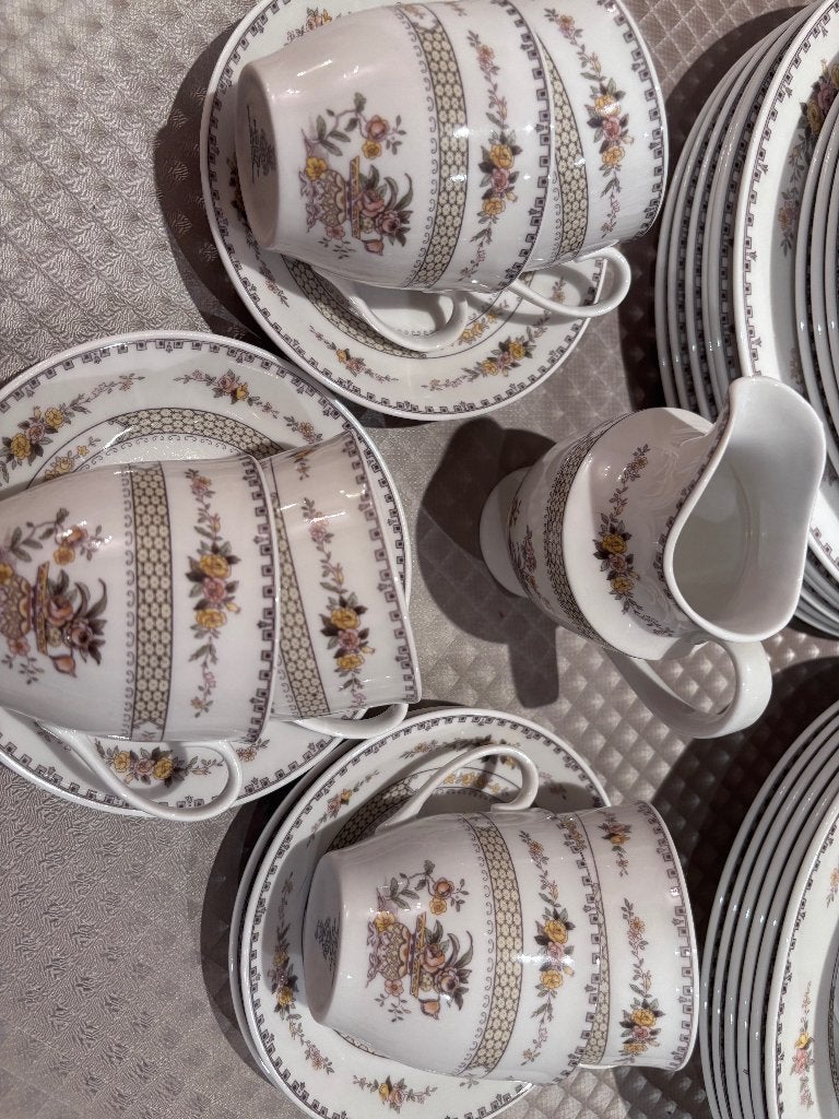Eetservies, Enlèvement, Assiettes(s)