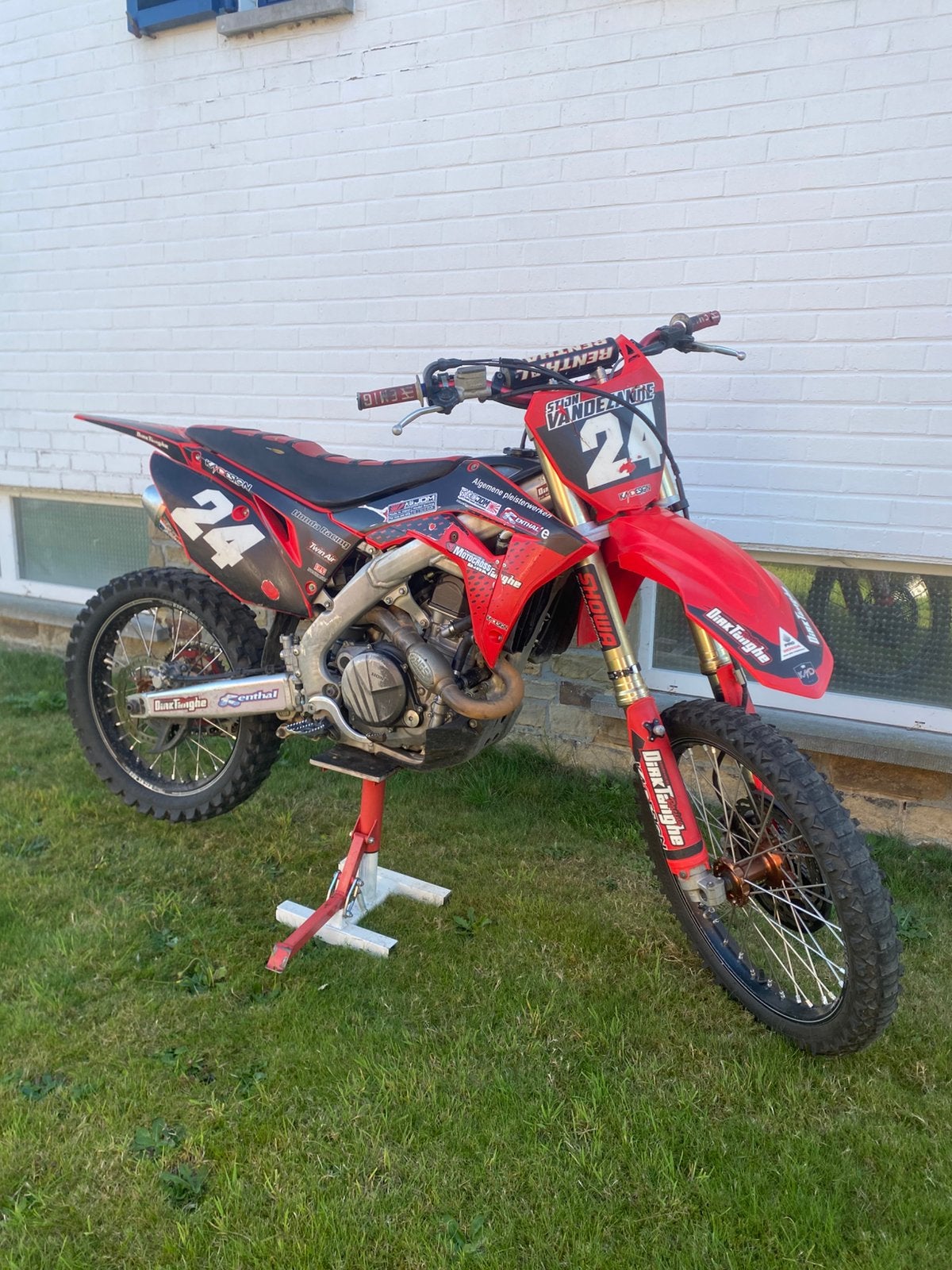 Crf 450, Particulier