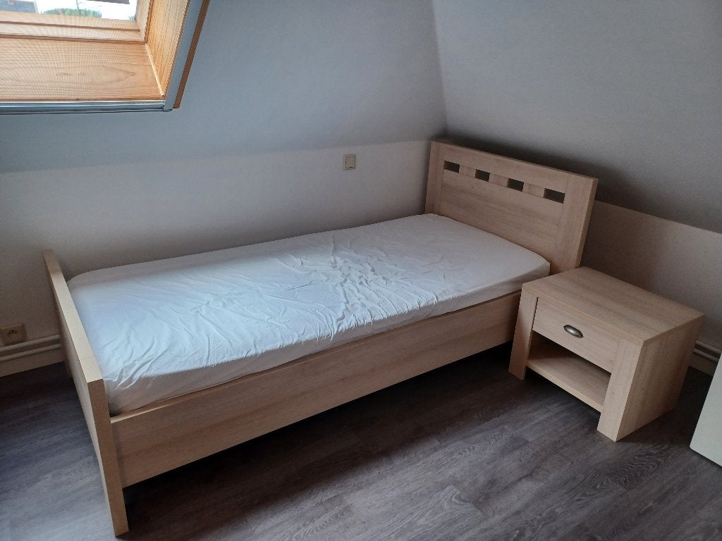 Lit d'une personne, Maison & Meubles, Enlèvement, Comme neuf, Une personne