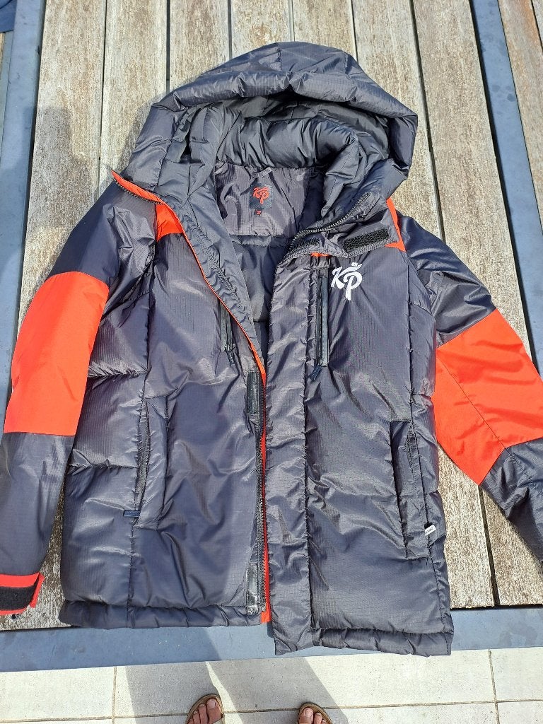 Winterjas Kp, Ophalen, Zo goed als nieuw, Jongen of Meisje, Jas