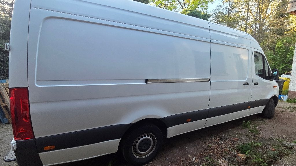 mercedes sprinter 316 L3H2, Autos, Camionnettes & Utilitaires, Achat, Euro 6, Boîte manuelle, Noir
