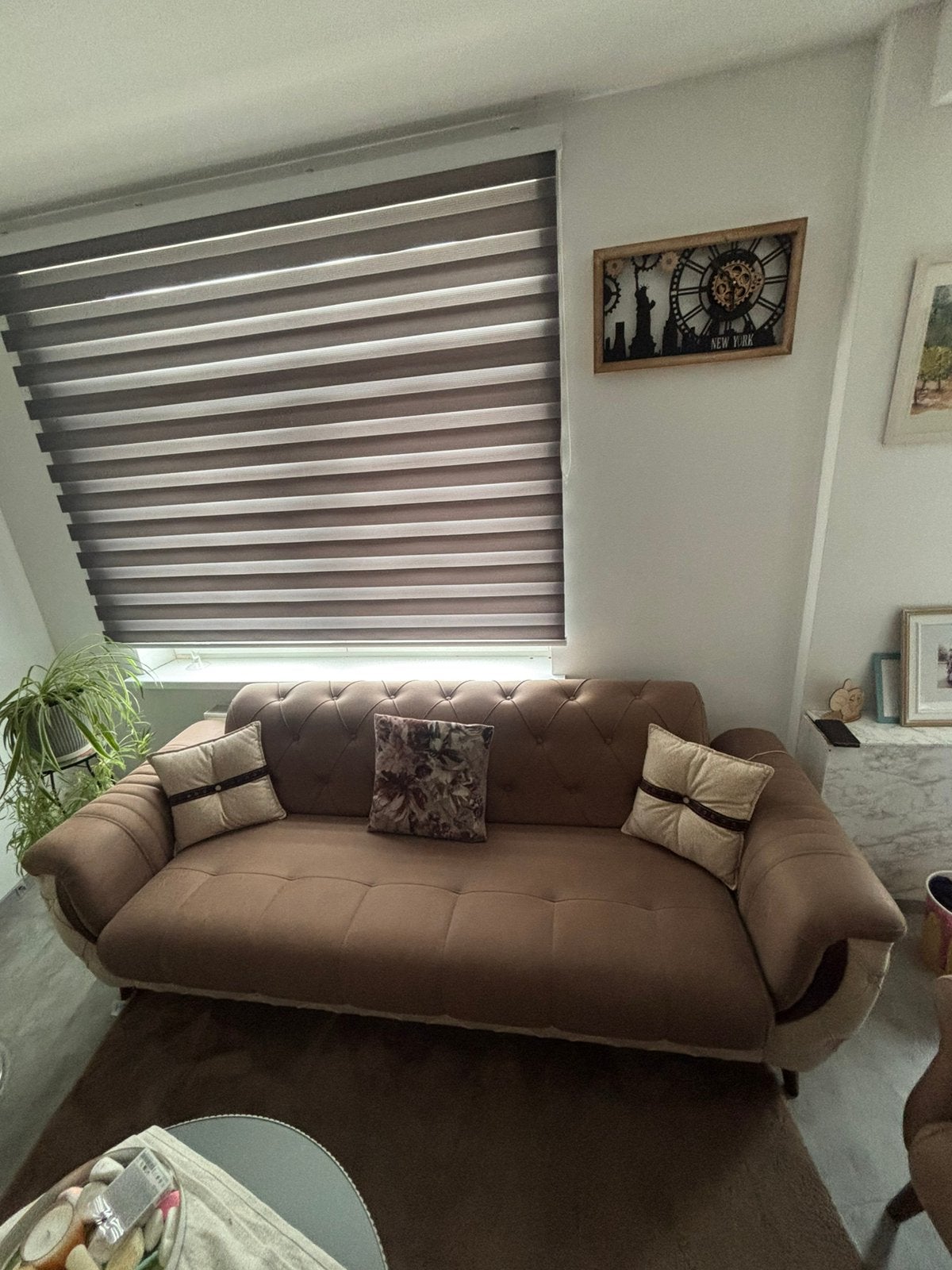 Lichte bruin colure en opbergen new zetel 3of 4person, Huis en Inrichting, Zetels | Complete zithoeken, Ophalen, Zo goed als nieuw