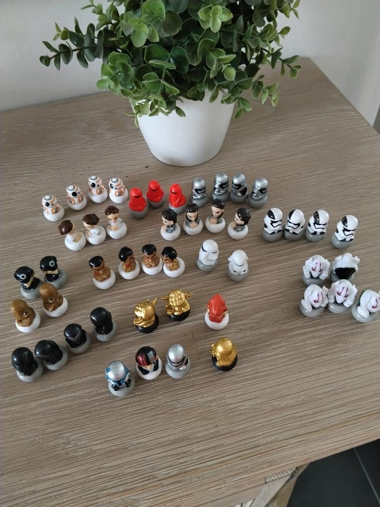 48 Rollinz verzamelfiguurtjes Star-Wars collectie figuurtjes, Ophalen of Verzenden, Zo goed als nieuw, Actiefiguurtje