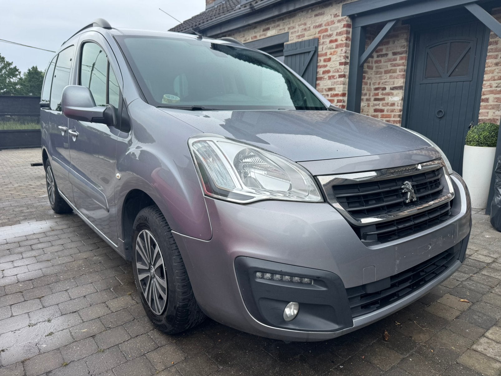 Peugeot Partner Tepee 1.6 Hdi / TVA déductible, Argent ou Gris, Achat, Euro 6, Boîte manuelle