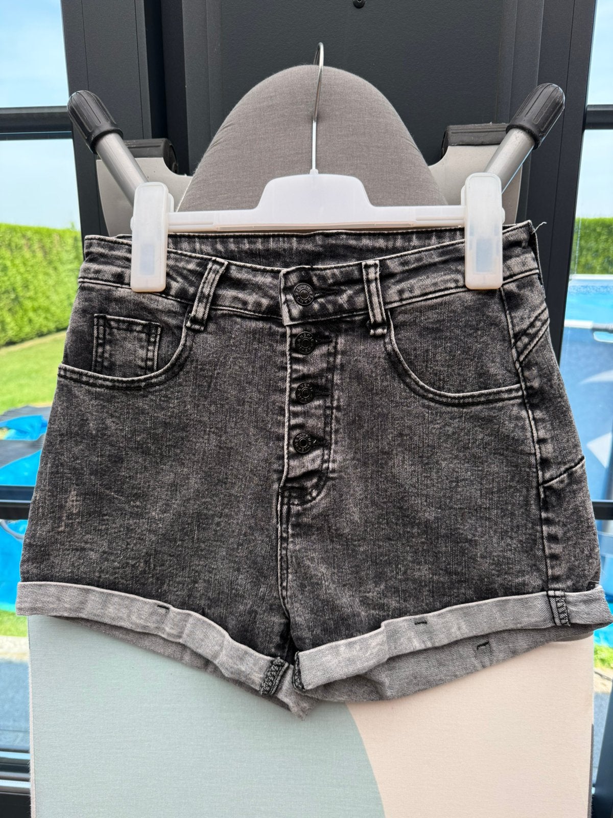 Shorts, Enlèvement, Comme neuf, Gris, W30 - W32 (confection 38/40)
