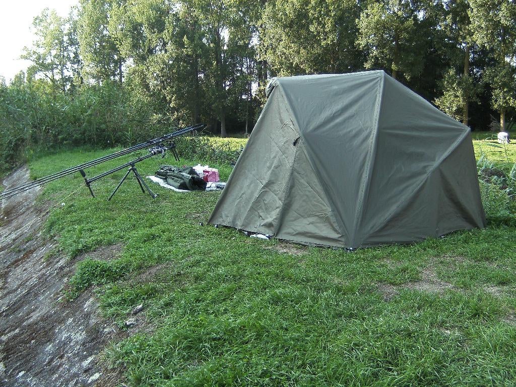 KARPERSET TENT BEDCHAIR  KEVIN NASH HENGELS SHIMANO MOLENS, Ophalen, Zo goed als nieuw, Complete set