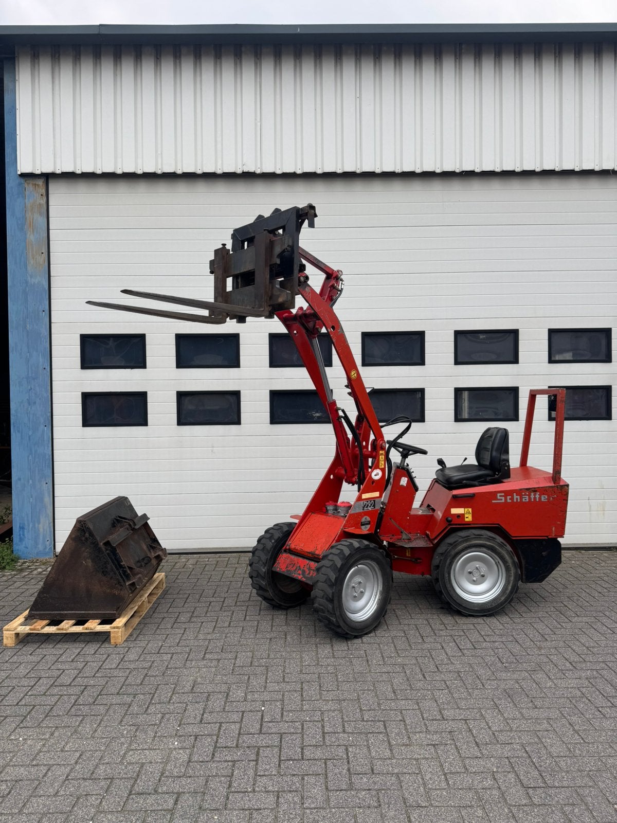 Schaffer 222S loader minishovel shovel kniklader, Ophalen