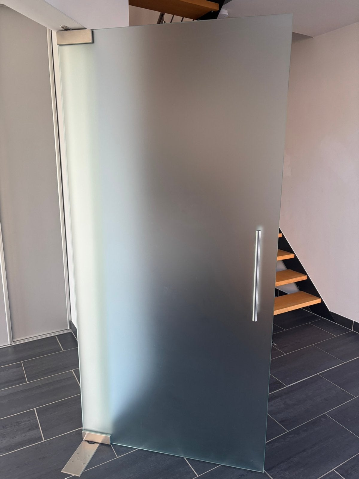 Porte intérieure en verre avec pompe de porte 97x202,5cm, Bricolage & Construction, Fenêtres & Moustiquaires, Enlèvement, Comme neuf