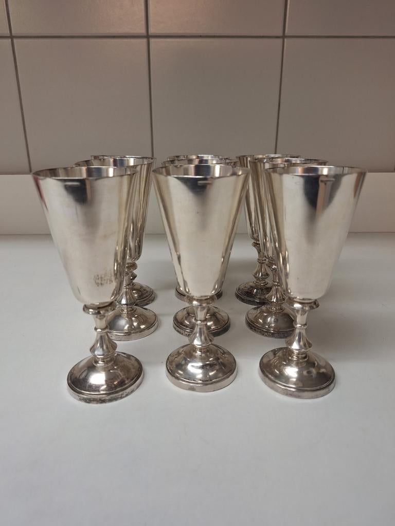 9 champagne coupes Wiskemann, Ophalen of Verzenden