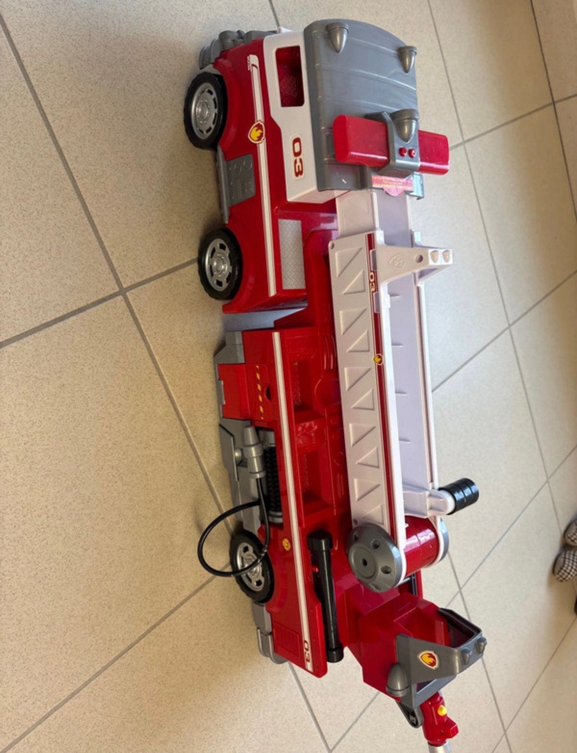 Paw Patrol Ultimate Rescue Brandweerwagen, Ophalen, Zo goed als nieuw