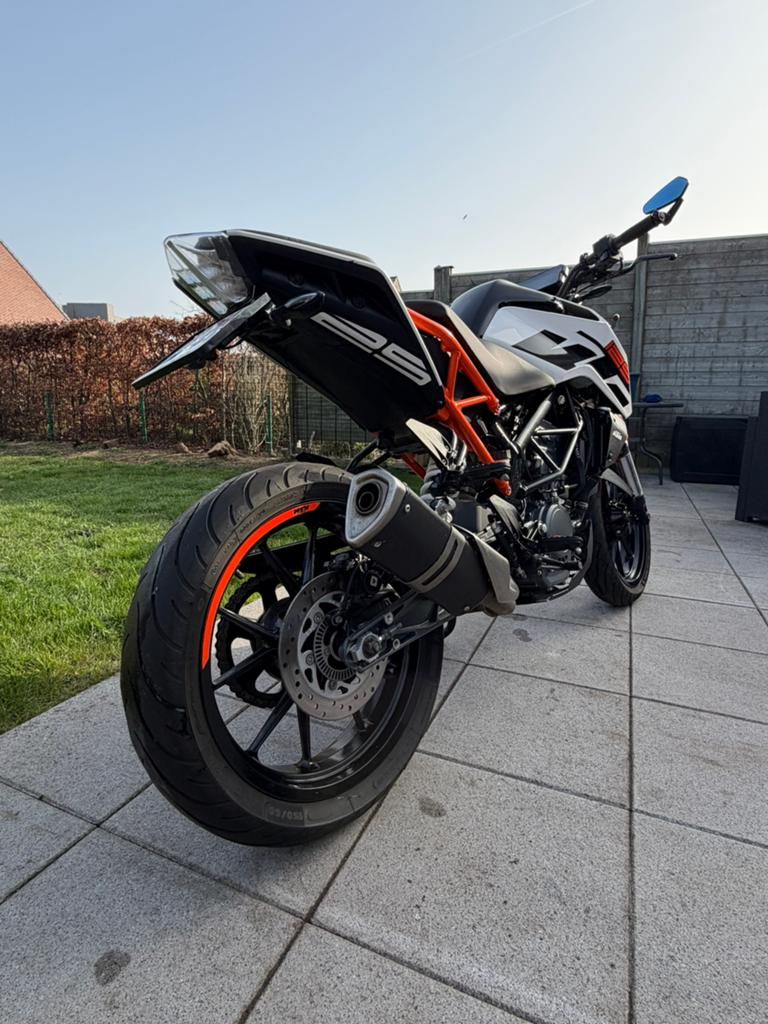 Ktm duke 125cc, Particulier