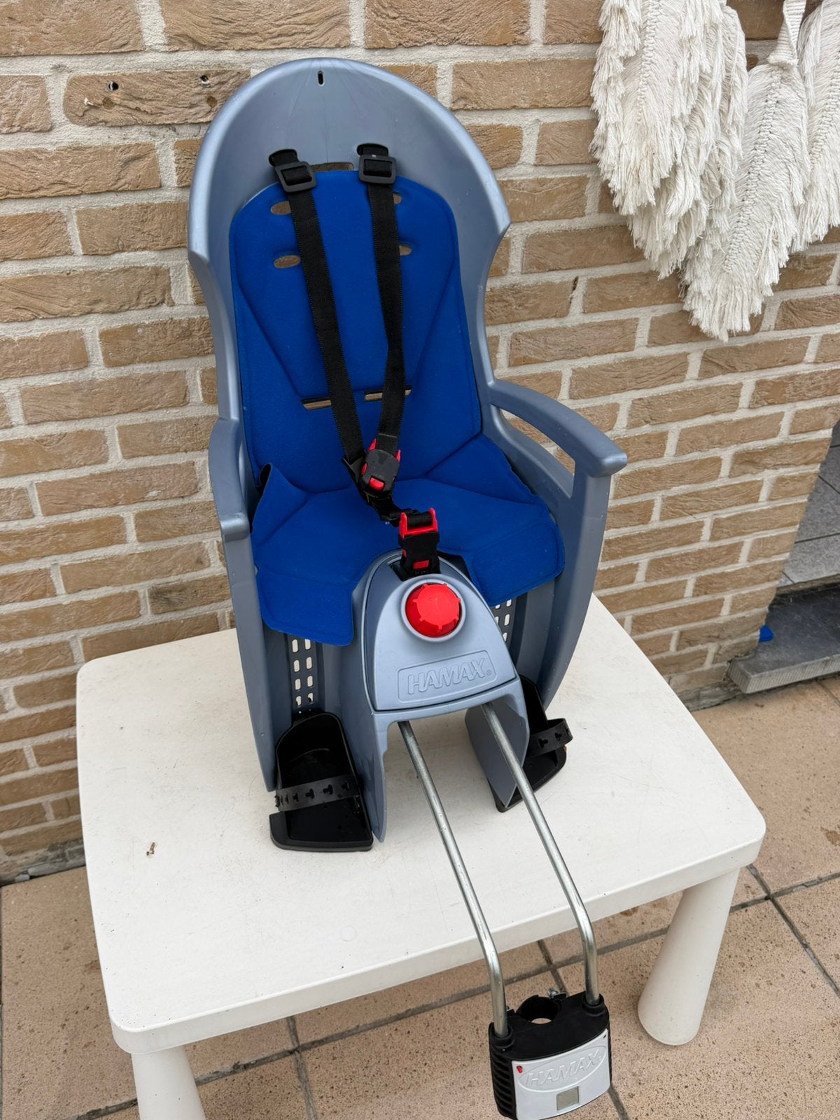 SIÈGE POUR ENFANT MAGNIFIQUEMENT SÛR, Vélos & Vélomoteurs, Enlèvement, Comme neuf, Repose-pieds