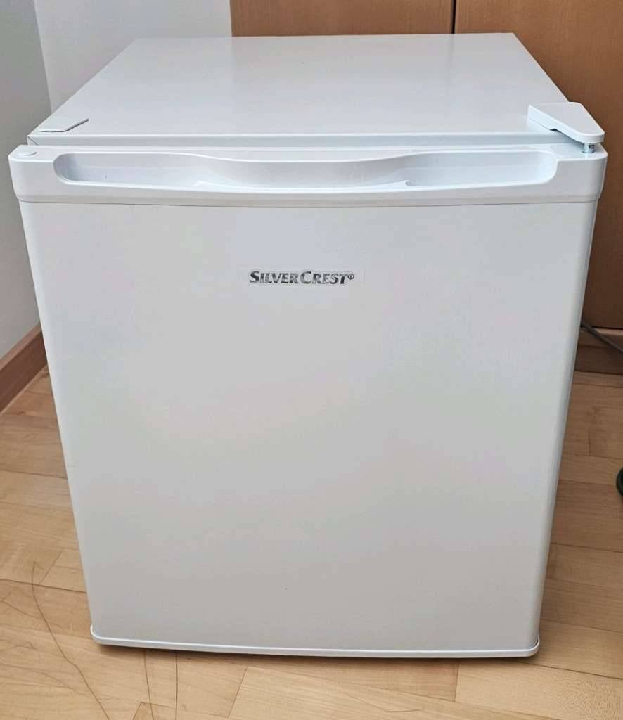 Petit frigo x congelation, Classe énergétique A ou plus économe, Avec compartiment congélateur, Enlèvement, Utilisé