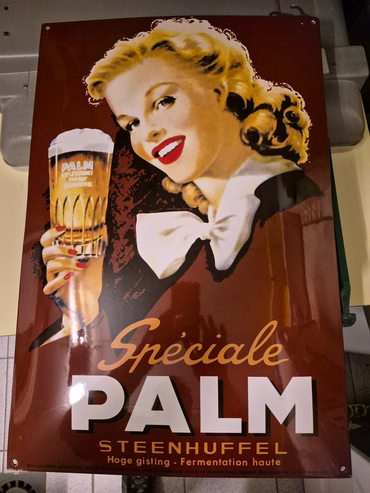Email bord palm, Ophalen