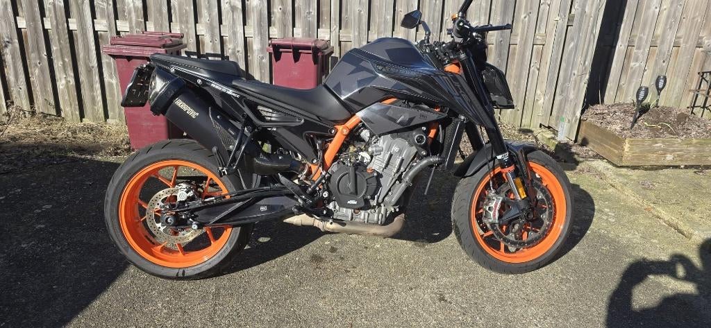 KTM Duke 890 R, Motoren, 2 cilinders, Motorrijbewijs A, 889 cc, Particulier