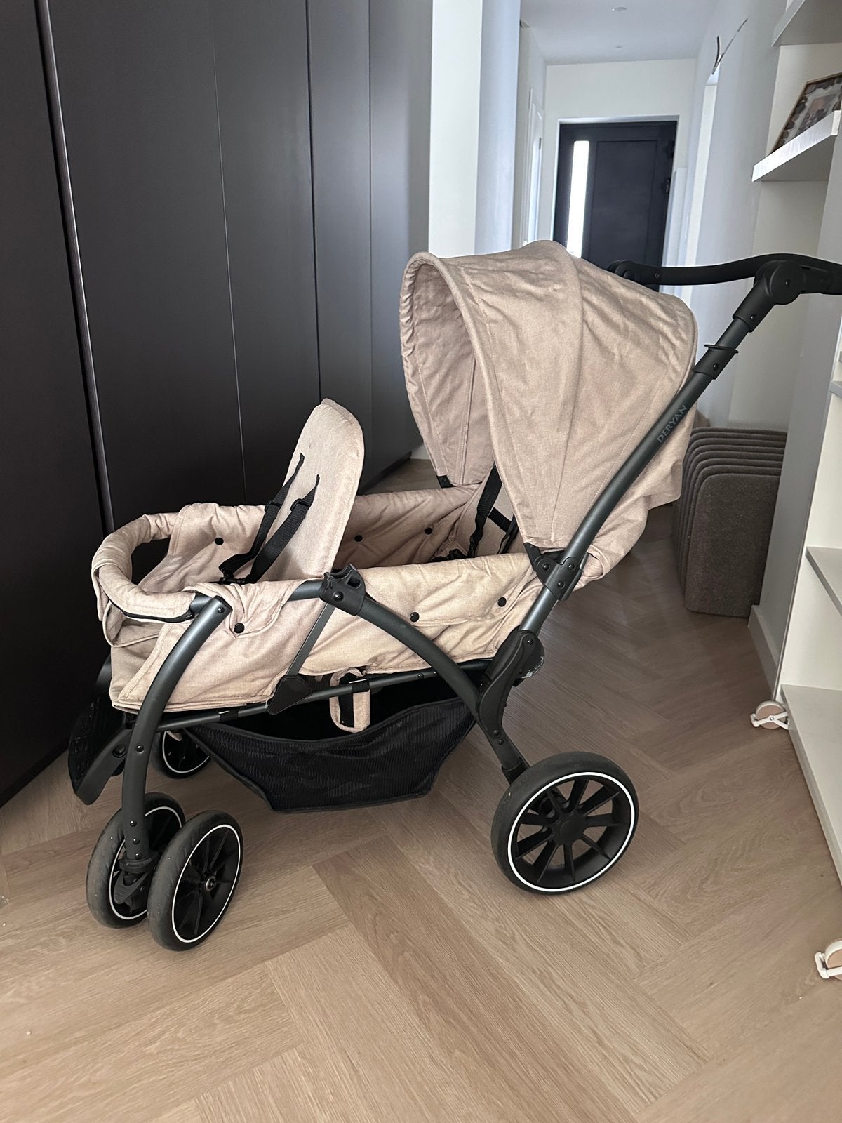 Dubbele kinderwagen deryan, Kinderen en Baby's, Kinderwagens en Combinaties, Ophalen, Zo goed als nieuw, Kinderwagen