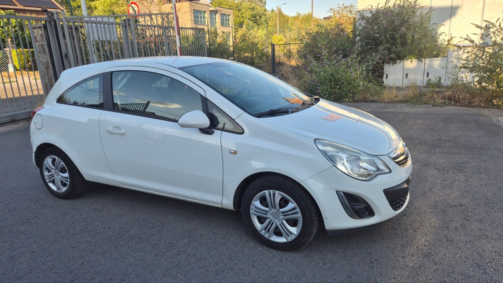 Opel Corsa D 1.3Cdti Airco Jaar 2013 Euro 5, Auto's, Euro 5, Zwart, Wit, Bedrijf