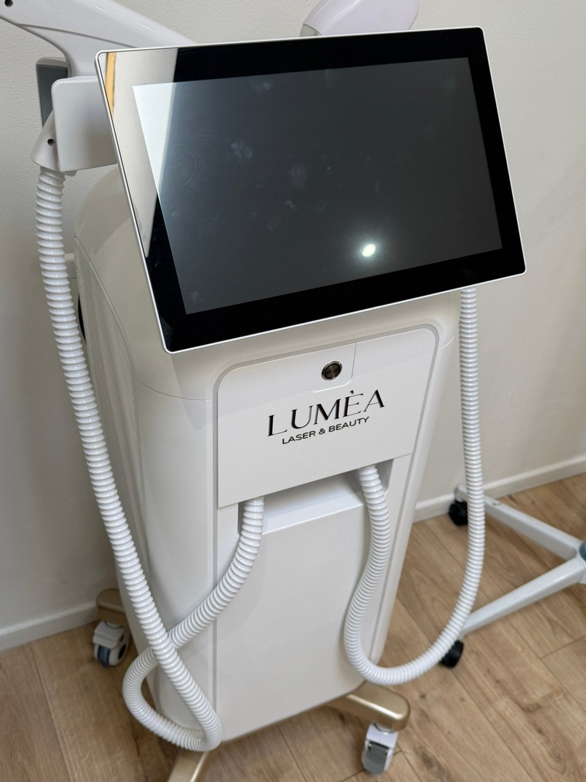 Épilation définitive laser diode | détatouage, Ophalen, Nieuw