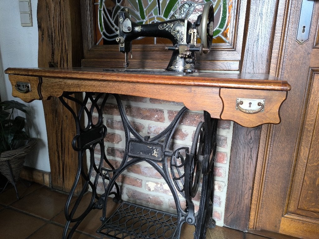 Machine à coudre antiquité, Enlèvement