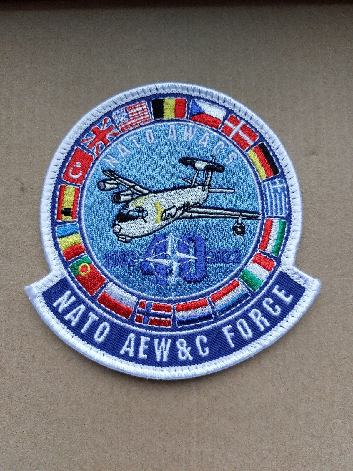 Patch 40 ans des AWACS de l'OTAN, Envoi, Armée de l'air, Emblème ou Badge
