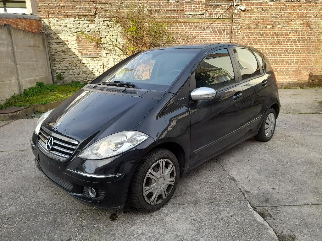 Mercedes A170 Essence, Auto's, 4 cilinders, Zwart, Particulier, Automatische klimaatregeling