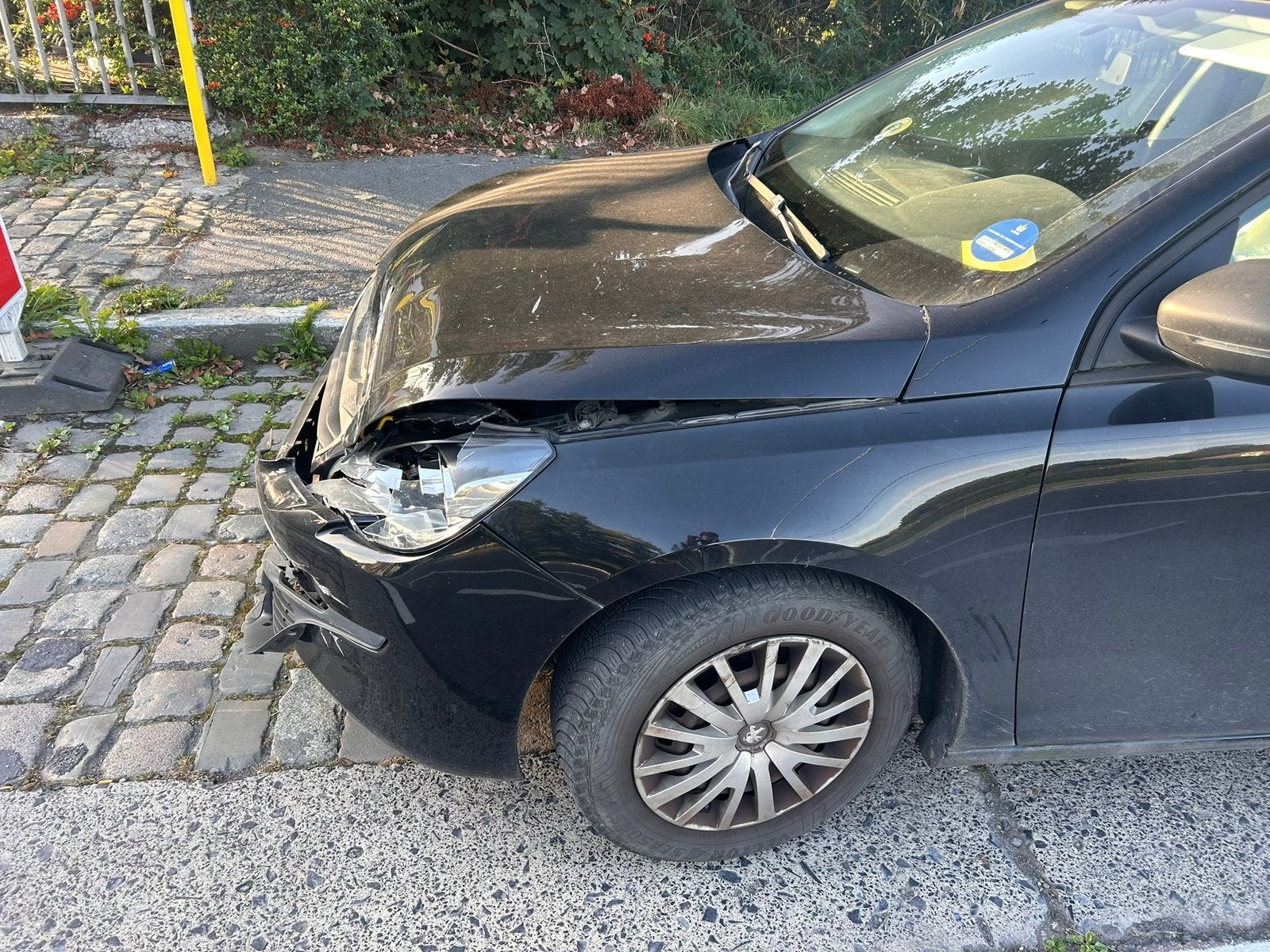 Peugeot 308 de 2015 accidentée, Autos, Achat, Boîte manuelle, 5 portes, Particulier