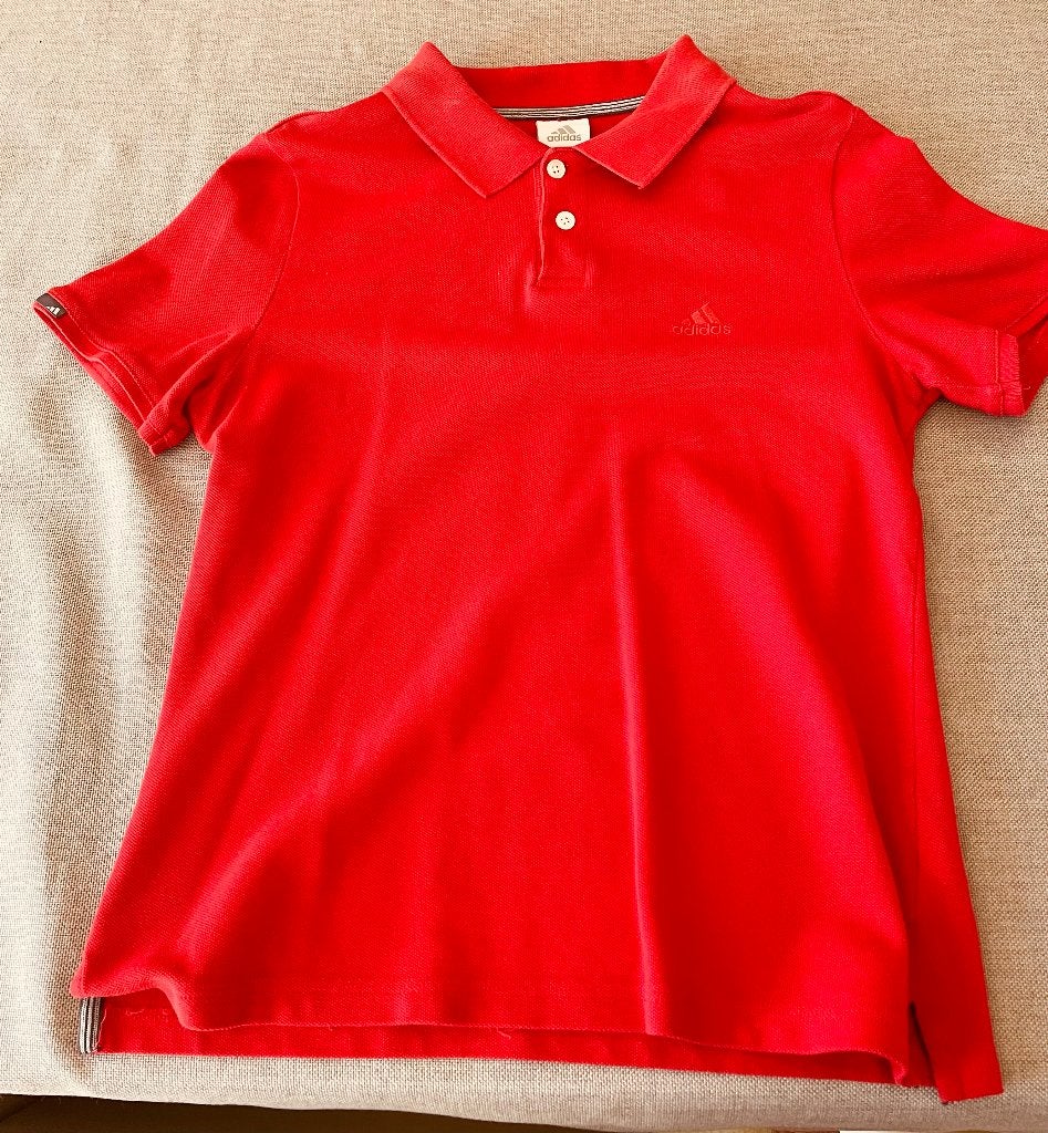 Sweat à capuche et polo Adidas 40, Vêtements | Femmes, Packs de vêtements pour femmes, Enlèvement ou Envoi, Comme neuf, Taille 38/40 (M)