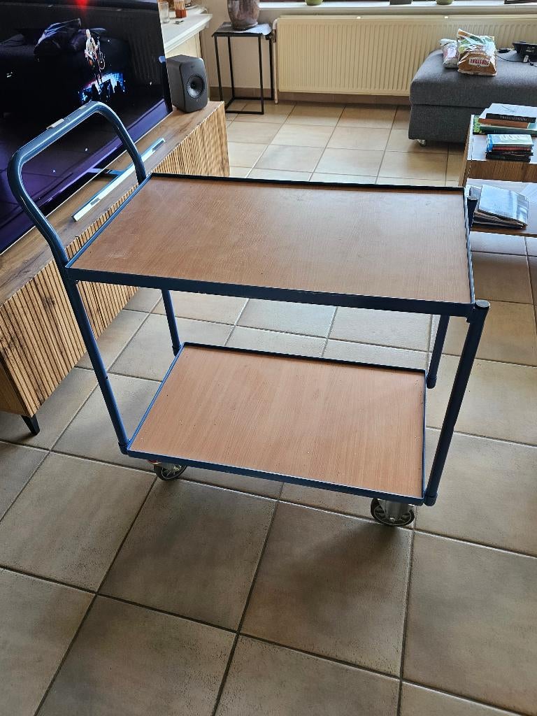 Vintage industriële trolley / serveerwagen op wielen, Zakelijke goederen, Kantoor en Winkelinrichting | Magazijn, Stelling en Opslag