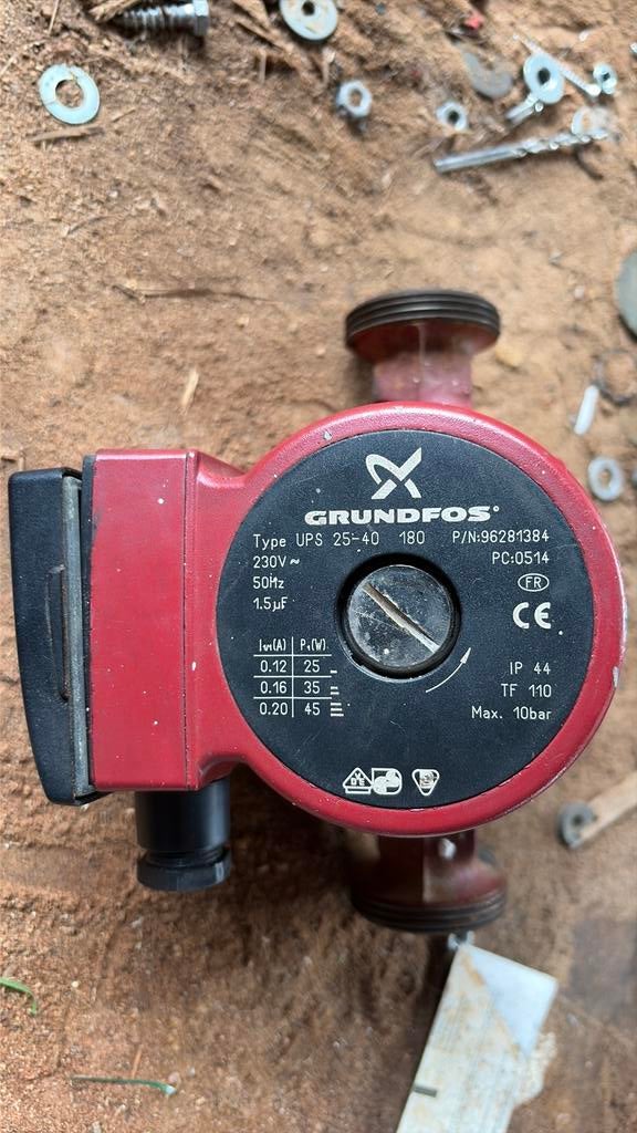 Grundfos UPS 25-40 N 180 circulatie pomp, Enlèvement, Comme neuf