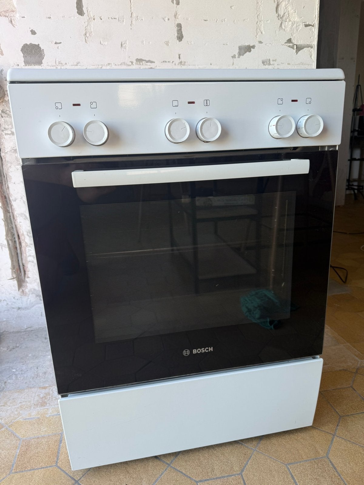 Cuisinière bosch, Elektronische apparatuur, Fornuizen, Ophalen, Zo goed als nieuw