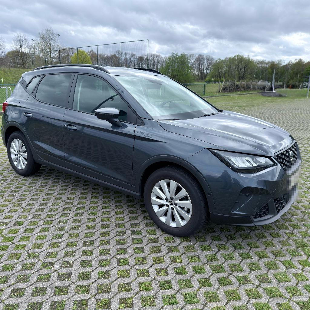 SEAT Arona 40th Anniversary |Automaat | 6.800 km | Als Nieuw, Auto's, Stof, Blauw, 5 deurs, Particulier