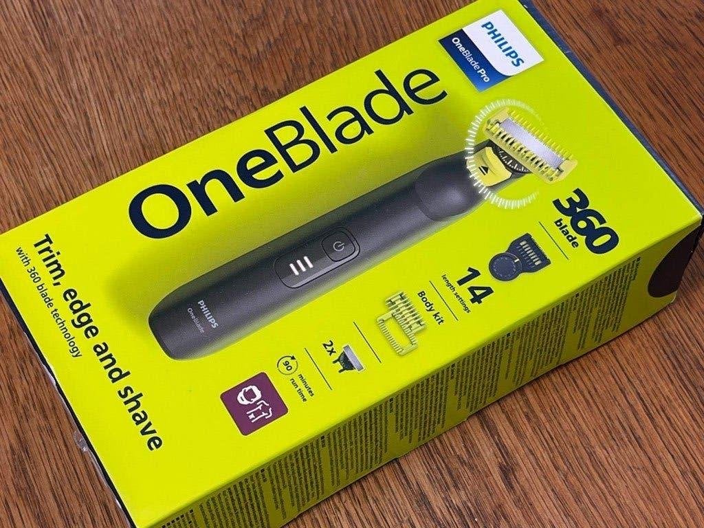Philips OneBlade Pro 360 tondeuse - NEUF, Enlèvement, Neuf, Rasage ou Épilation