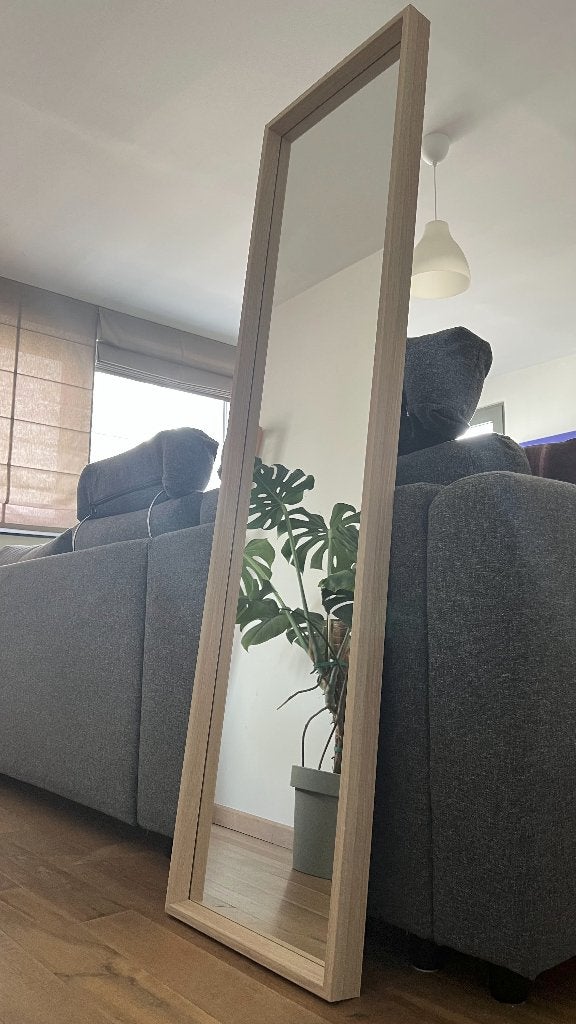 Grote IKEA NISSEDAL spiegel – 150 x 40 cm, Huis en Inrichting, Woonaccessoires | Spiegels, Zo goed als nieuw, Minder dan 50 cm
