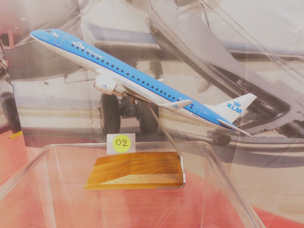 KLM Fokker 100, Verzamelen, Verzenden, Zo goed als nieuw, Schaalmodel