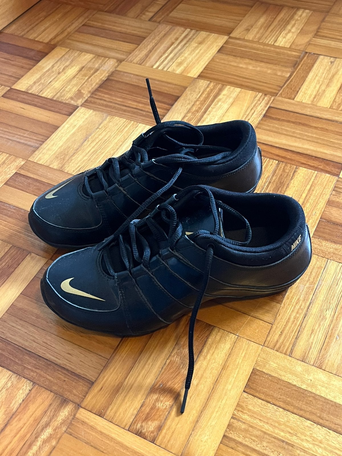 Sneakers Nike noires taille 38, Enlèvement ou Envoi, Sneakers et Baskets, Comme neuf, Noir