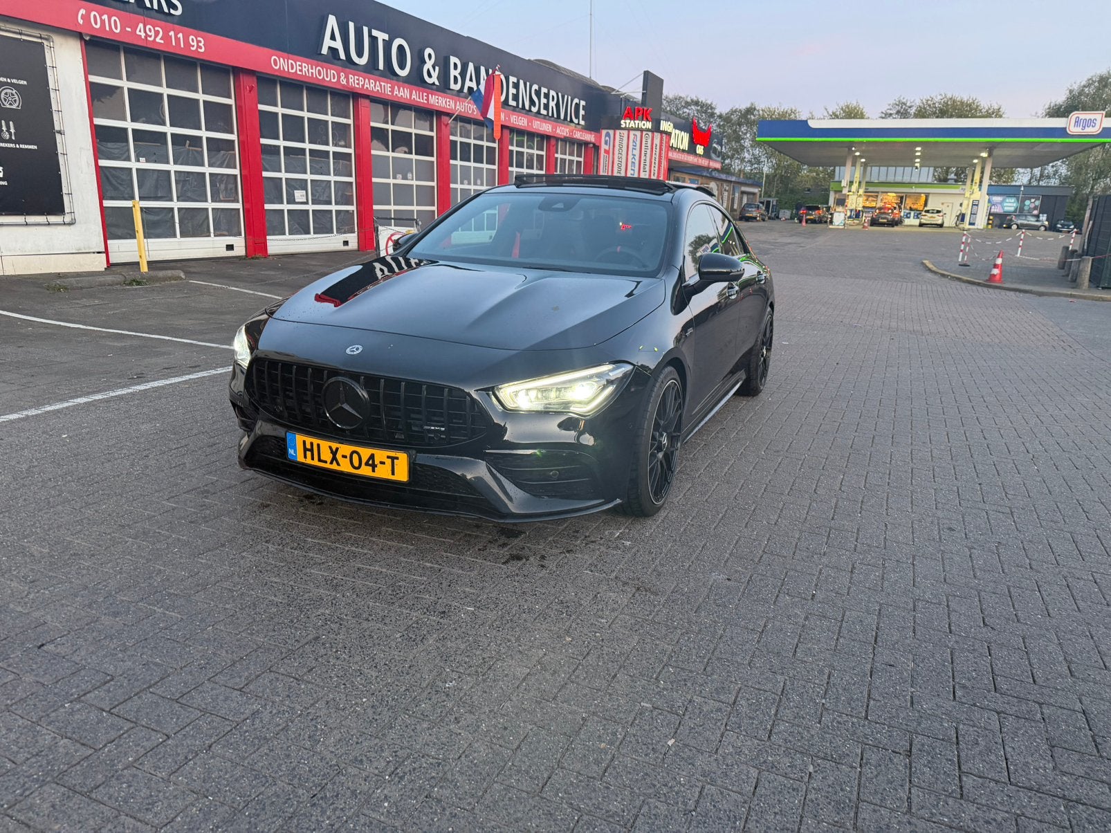 Mercedes CLA200D - Option complète, Autos, Mercedes-Benz, Cuir et Alcantara, Achat, Euro 6, Entretenue par le concessionnaire