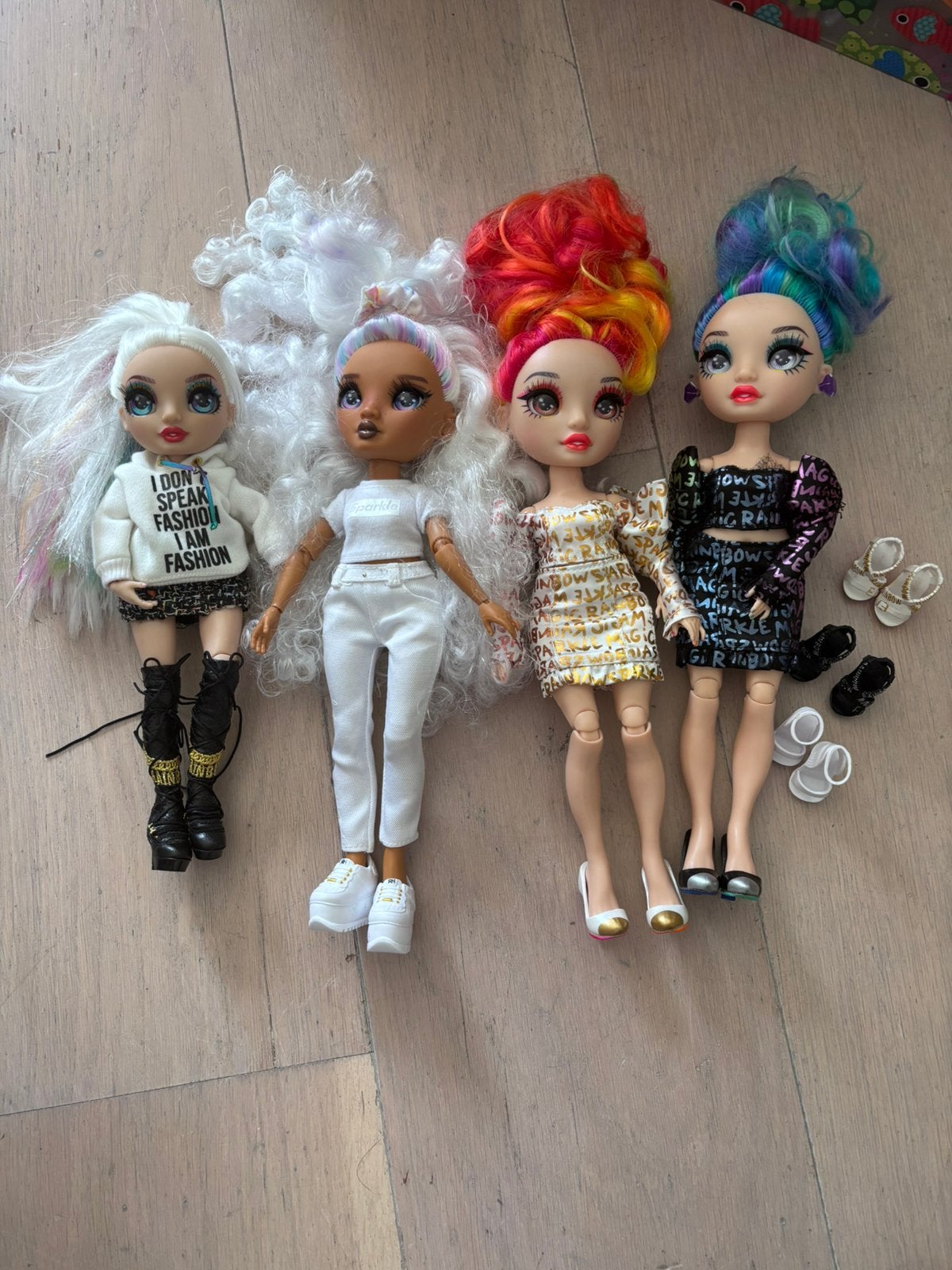 Poupees Rainbow High, Ophalen, Zo goed als nieuw