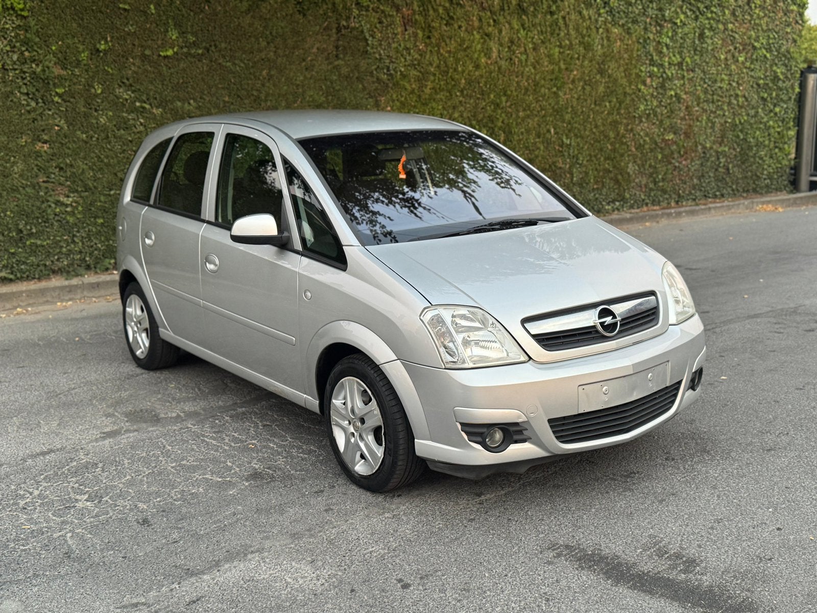 Opel Meriva 2009 1.4L essence Digital Airco 163000km, Boîte manuelle, Rétroviseurs électriques, 5 portes, 5 places