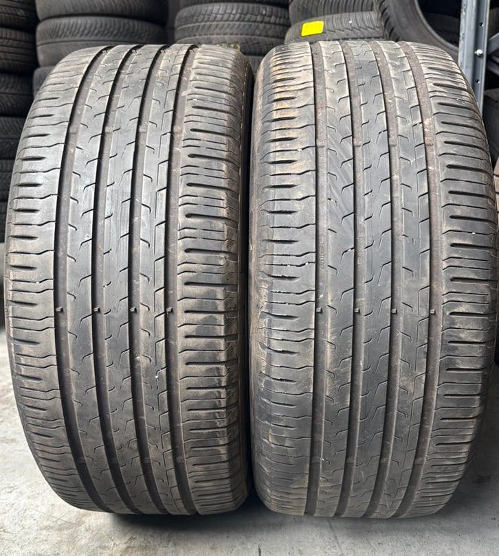 2454518 245/45/18 245/45R18 zomerbanden merk Continental, Ophalen