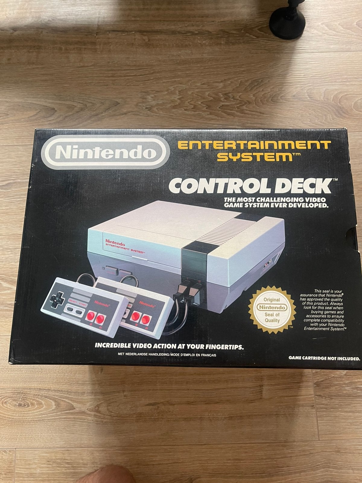 nintendo NES met doos PAL, Consoles de jeu & Jeux vidéo, Consoles de jeu | Nintendo NES, Enlèvement, Comme neuf, Avec 2 manettes